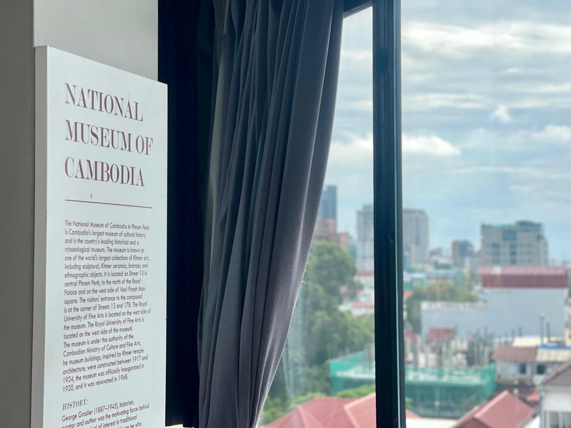 Sky Hotel Central Phnom Penh - Rooms & Apartments エクステリア 写真