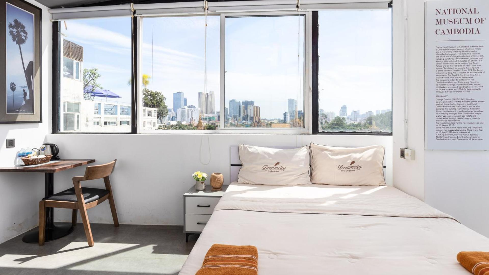 Sky Hotel Central Phnom Penh - Rooms & Apartments エクステリア 写真
