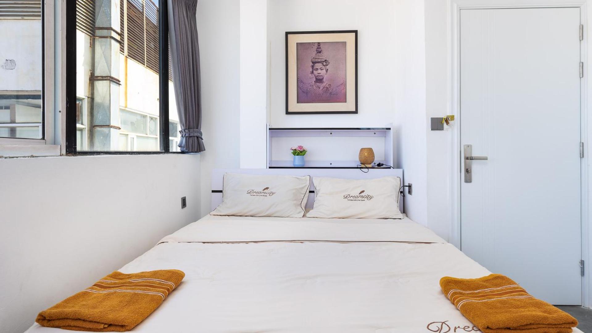 Sky Hotel Central Phnom Penh - Rooms & Apartments エクステリア 写真