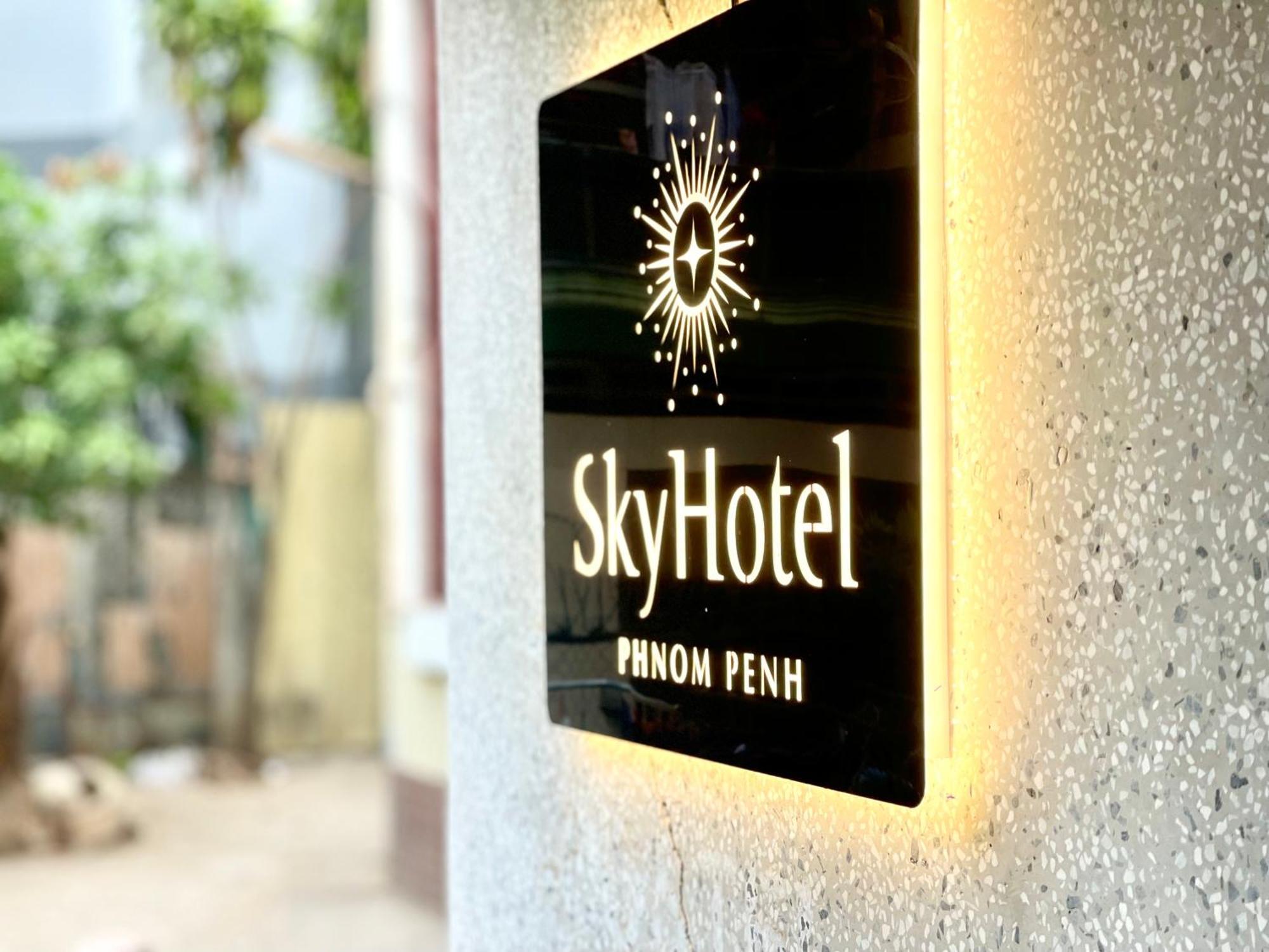 Sky Hotel Central Phnom Penh - Rooms & Apartments エクステリア 写真
