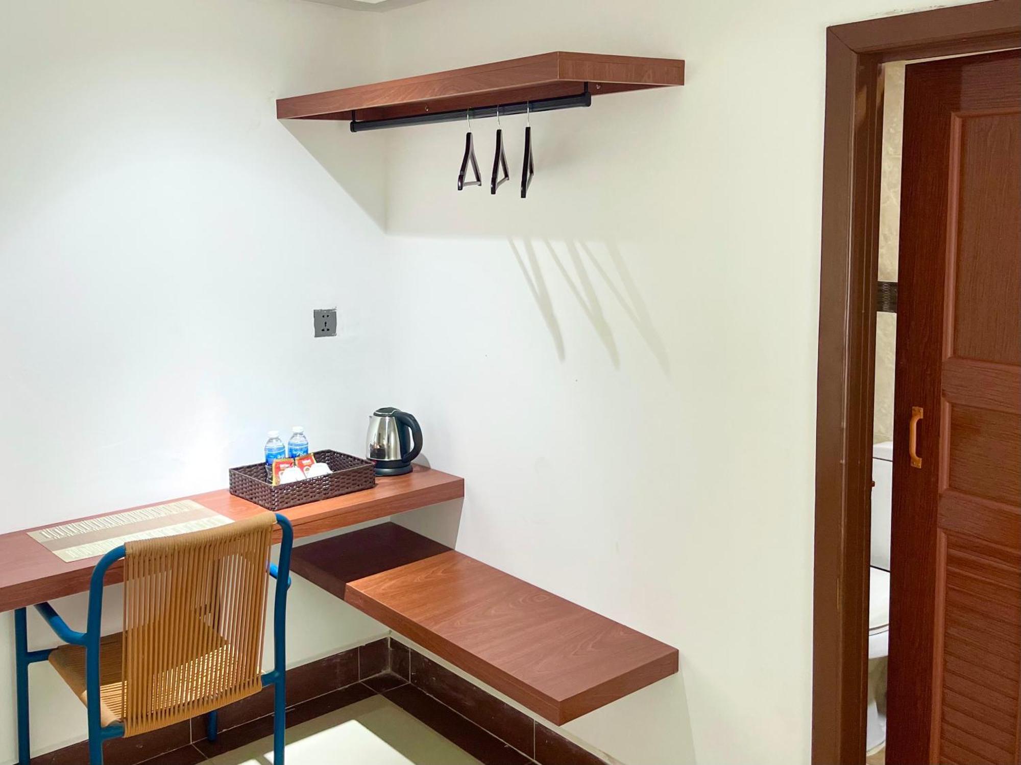 Sky Hotel Central Phnom Penh - Rooms & Apartments エクステリア 写真